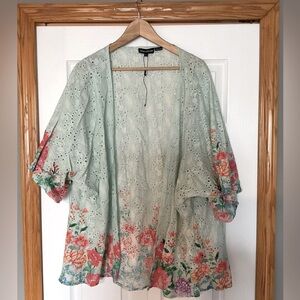 New Tolani 2X Cardigan Top